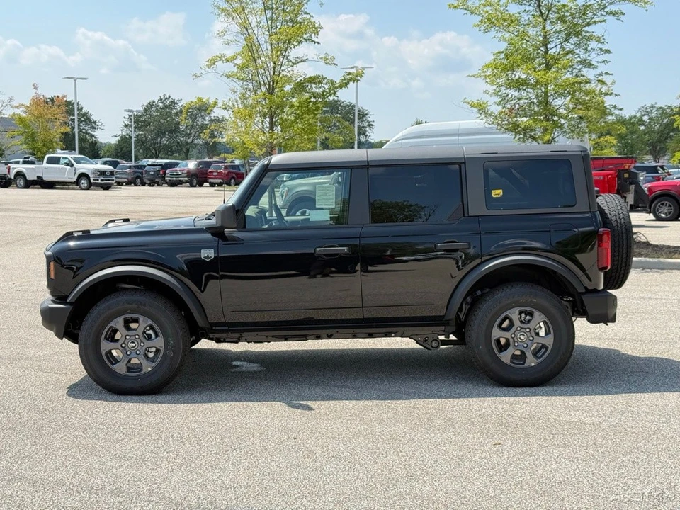 2026 Ford Bronco 6th Gen - Image 2 of 12
