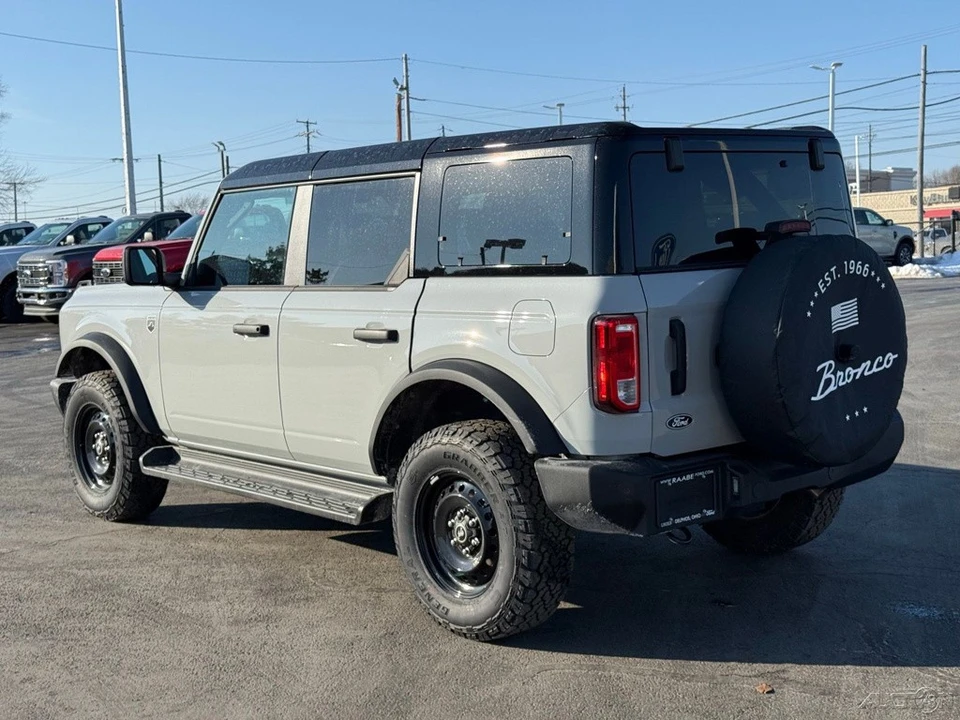 2026 Ford Bronco 6th Gen - Image 3 of 12