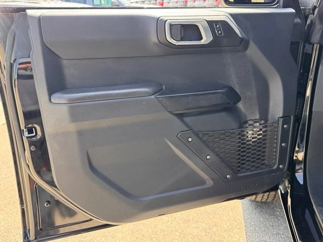 2026 Ford Bronco 6th Gen - Image 15 of 30