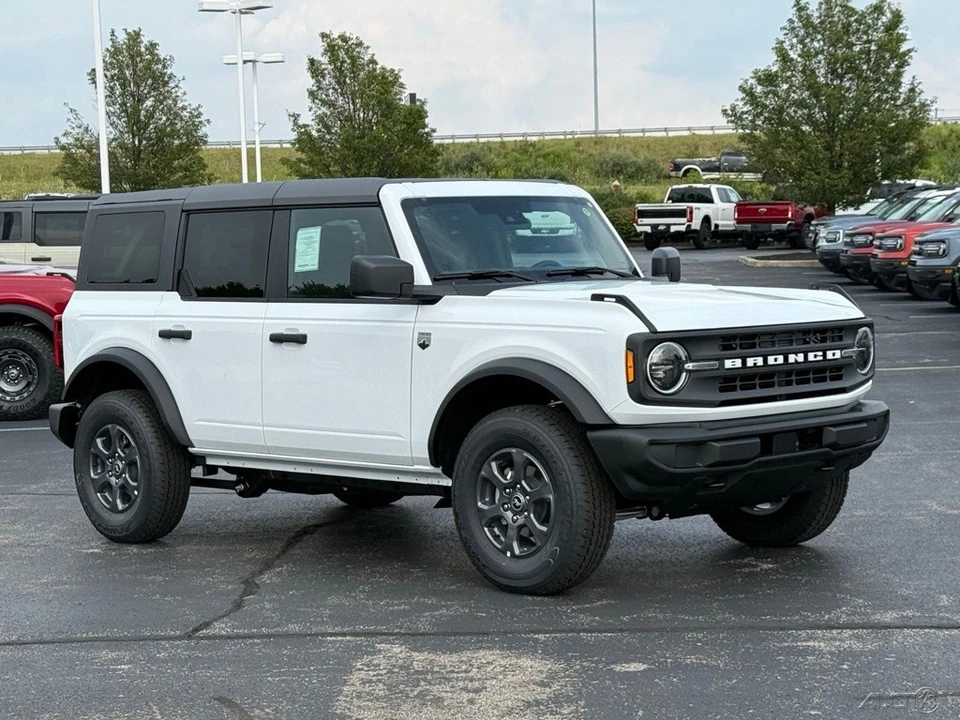 2026 Ford Bronco 6th Gen - Image 7 of 12