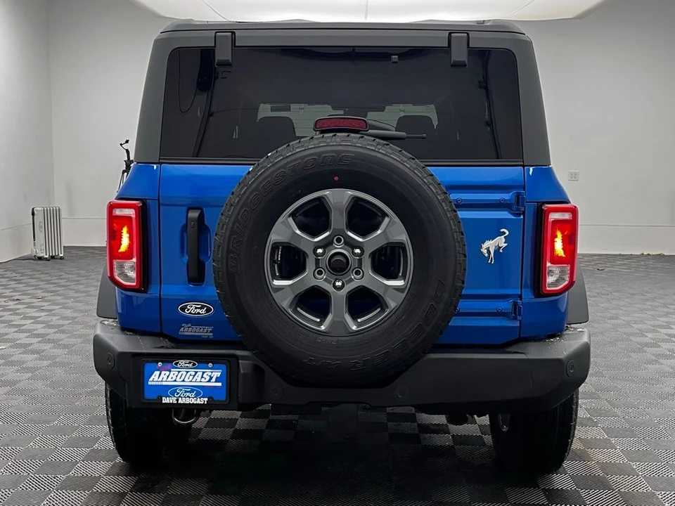 2026 Ford Bronco 6th Gen - Image 8 of 12