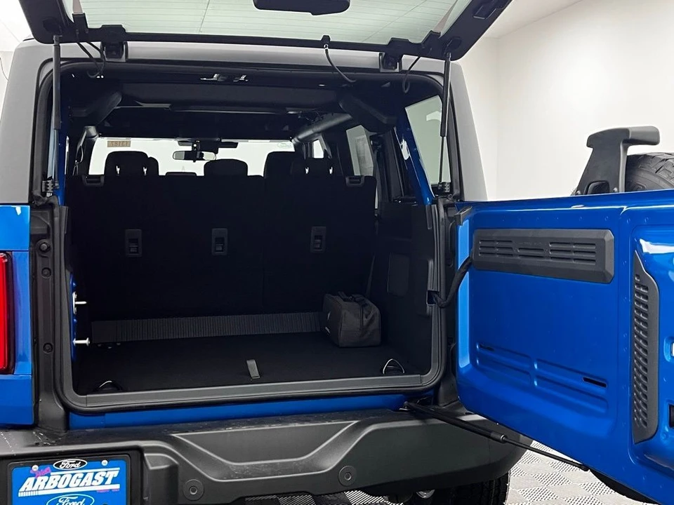 2026 Ford Bronco 6th Gen - Image 9 of 12