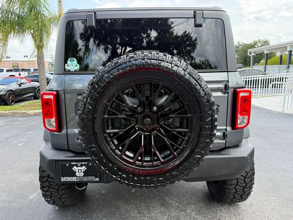 2026 Ford Bronco 6th Gen - Image 9 of 12