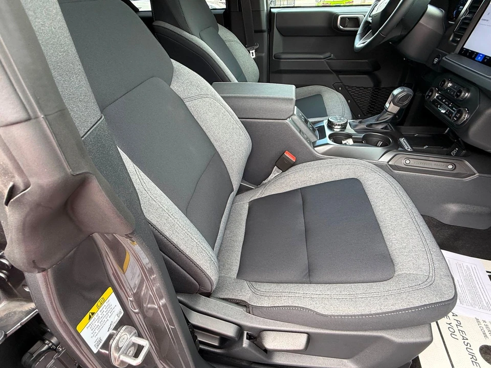 2026 Ford Bronco 6th Gen - Image 6 of 12