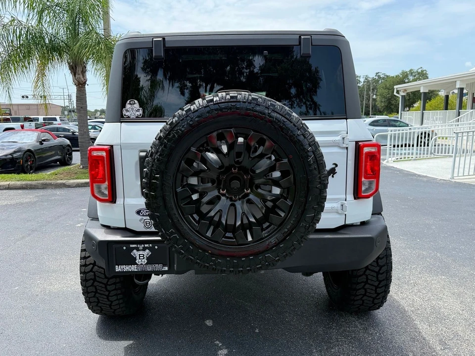 2026 Ford Bronco 6th Gen - Image 11 of 12