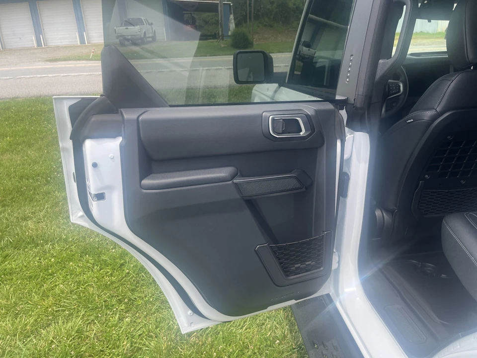 2026 Ford Bronco 6th Gen - Image 25 of 31