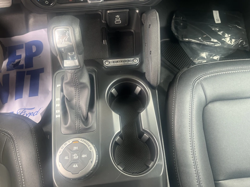 2026 Ford Bronco 6th Gen - Image 16 of 31