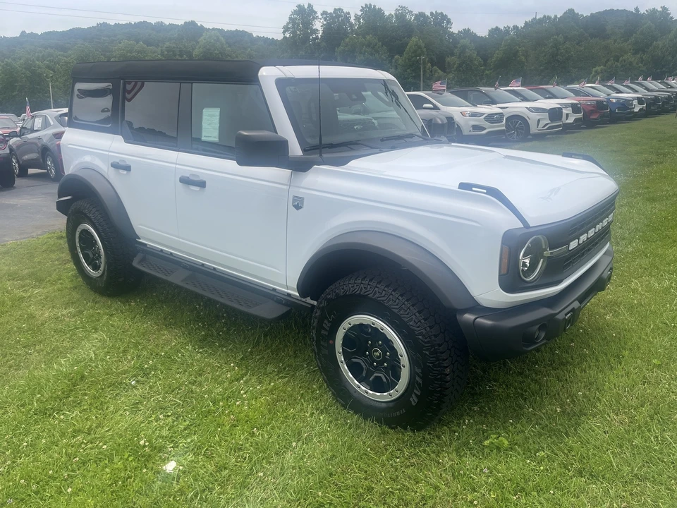 2026 Ford Bronco 6th Gen - Image 3 of 31