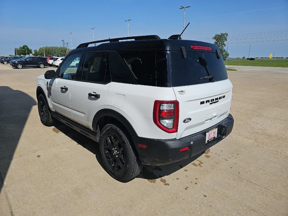 2026 Ford Bronco 6th Gen - Image 13 of 25