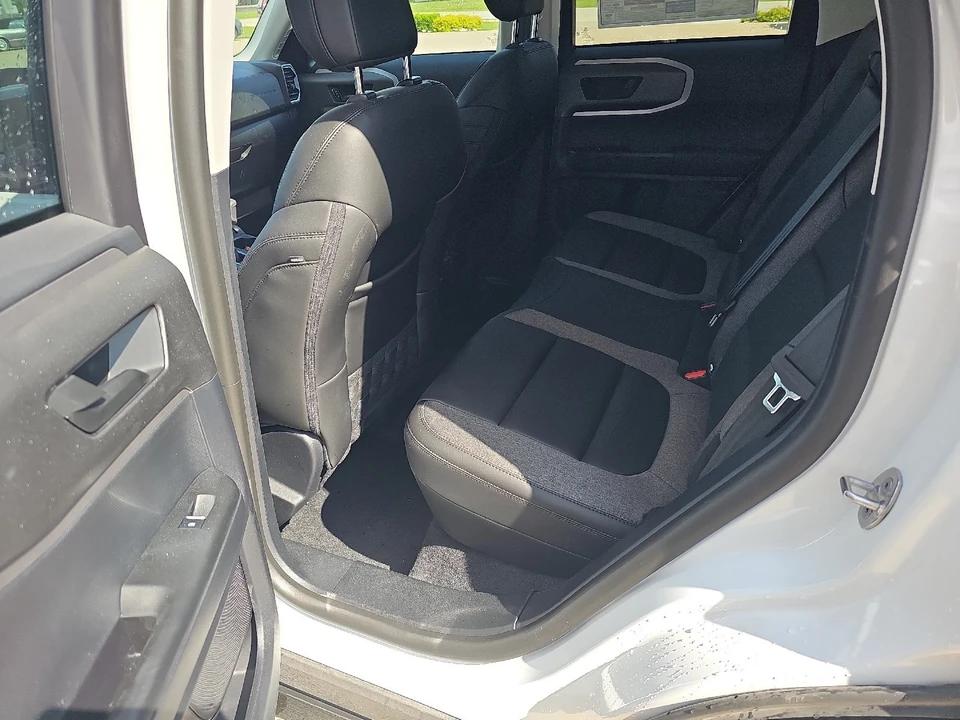 2026 Ford Bronco 6th Gen - Image 15 of 25