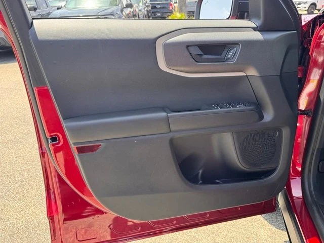 2026 Ford Bronco 6th Gen - Image 15 of 30
