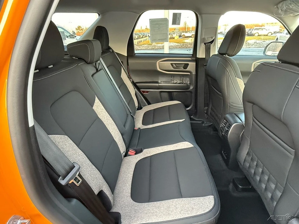 2026 Ford Bronco 6th Gen - Image 18 of 24