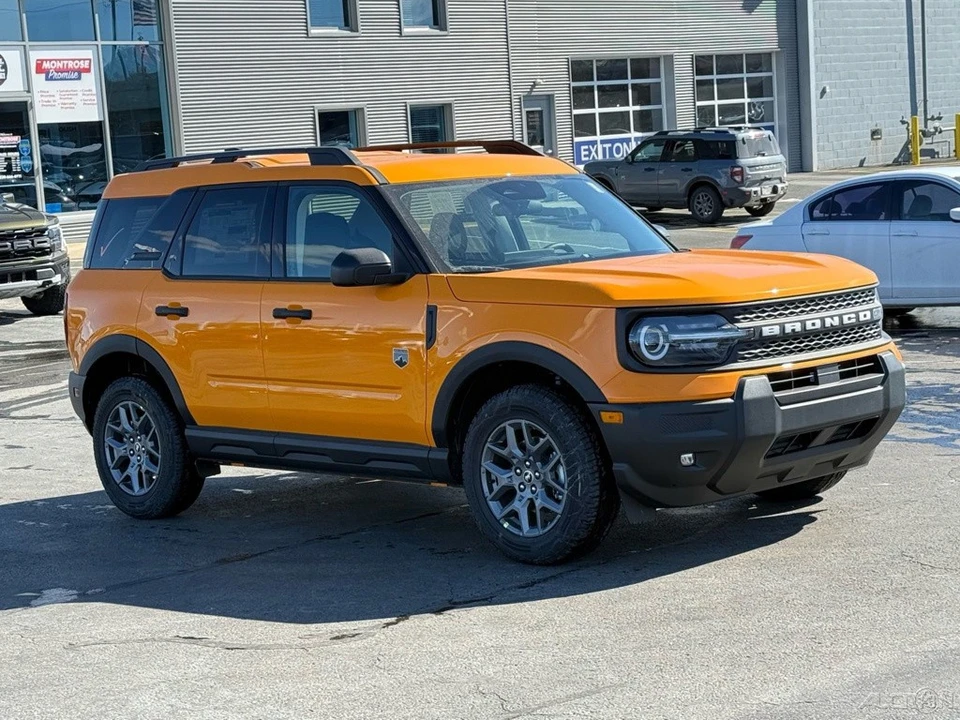 2026 Ford Bronco 6th Gen - Image 9 of 24