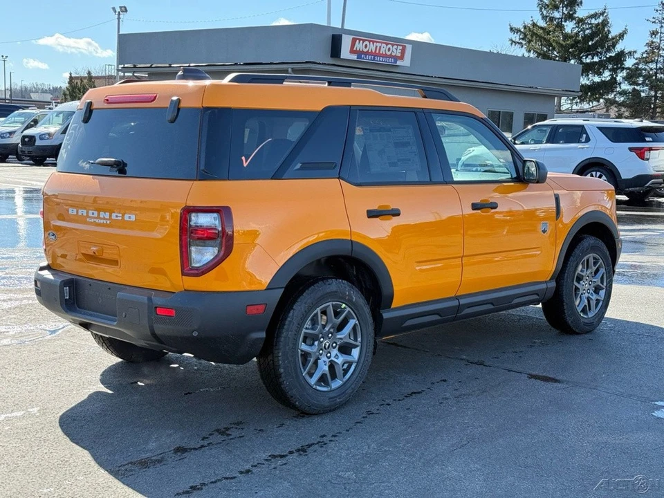 2026 Ford Bronco 6th Gen - Image 6 of 24