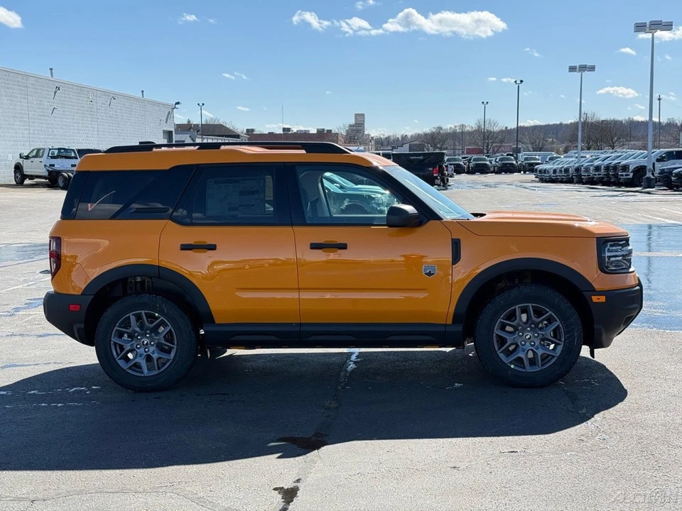 2026 Ford Bronco 6th Gen - Image 7 of 24