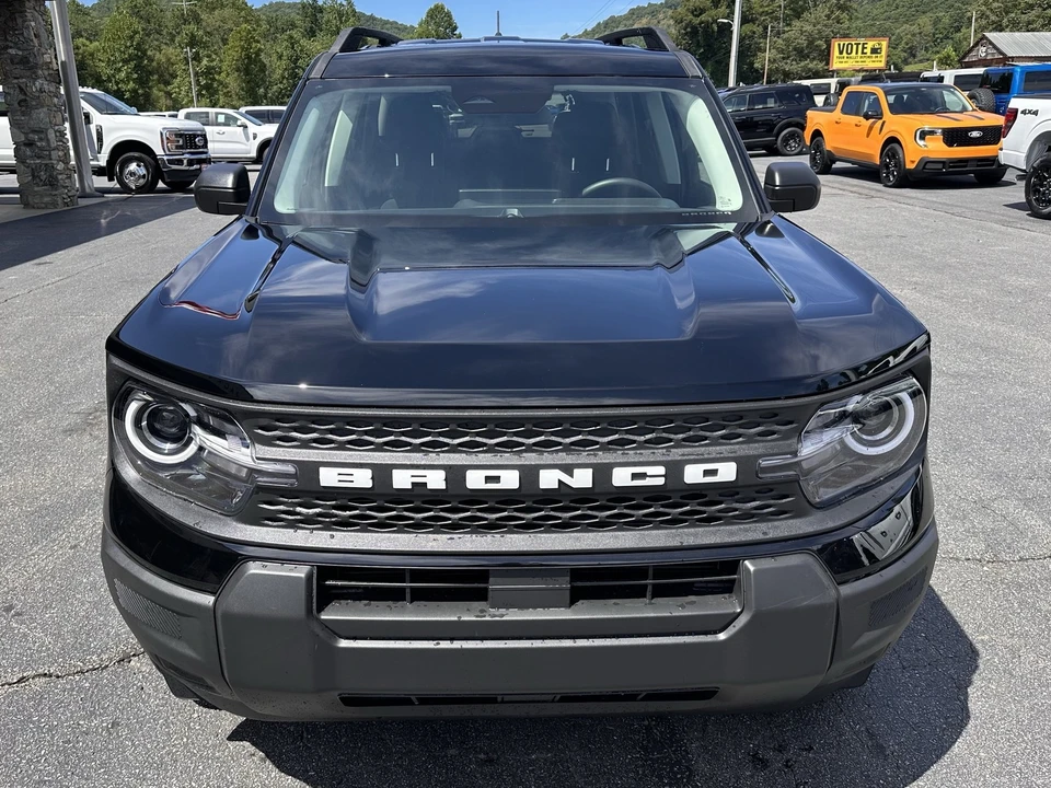 2026 Ford Bronco 6th Gen - Image 3 of 29