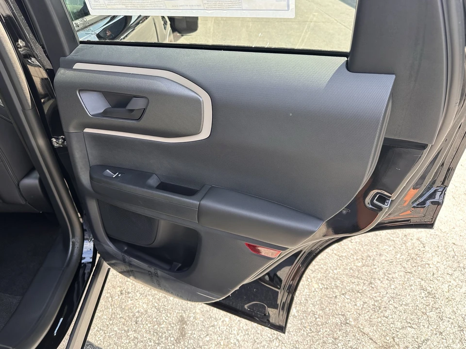 2026 Ford Bronco 6th Gen - Image 15 of 29