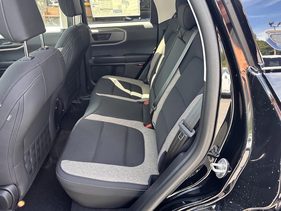 2026 Ford Bronco 6th Gen - Image 12 of 29
