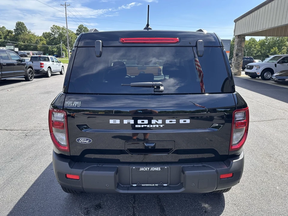 2026 Ford Bronco 6th Gen - Image 7 of 29