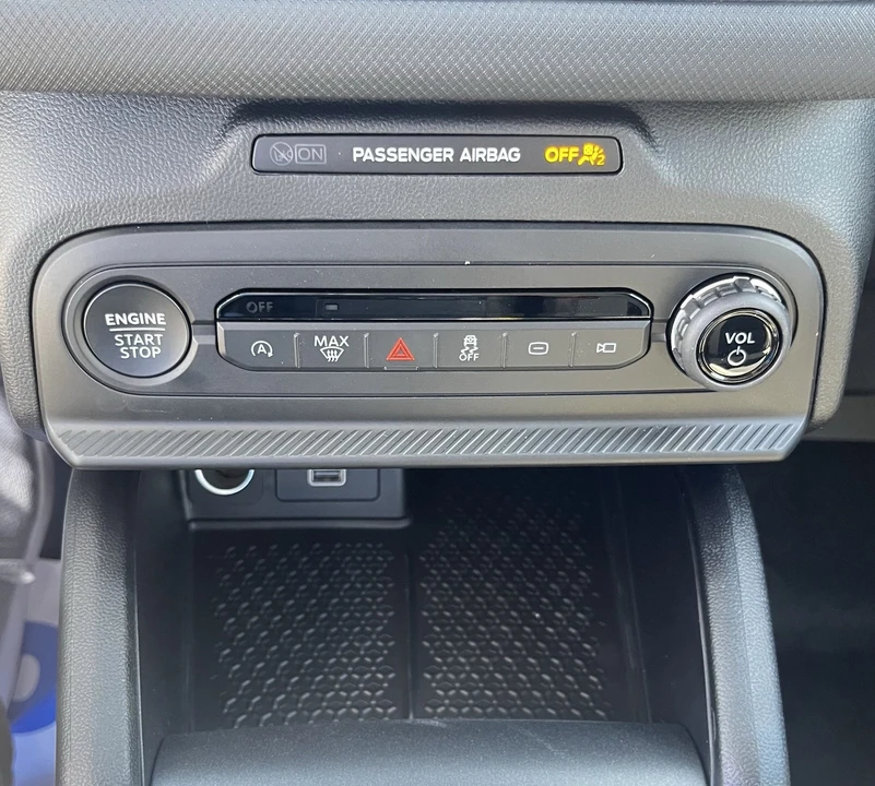 2026 Ford Bronco 6th Gen - Image 25 of 28