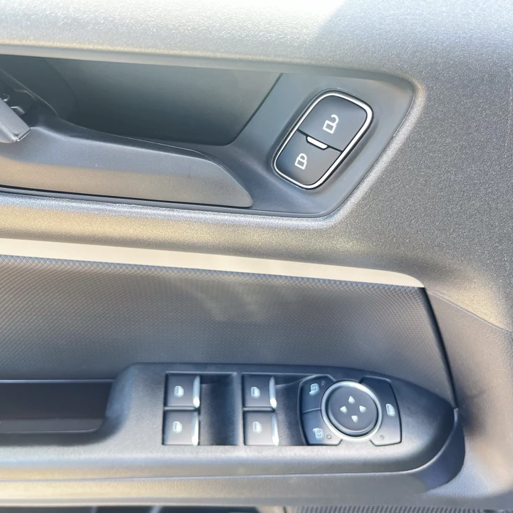 2026 Ford Bronco 6th Gen - Image 17 of 28