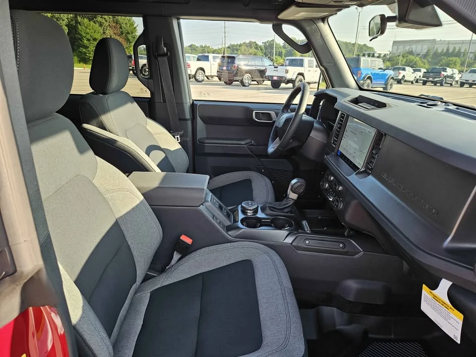 2026 Ford Bronco 6th Gen - Image 10 of 19