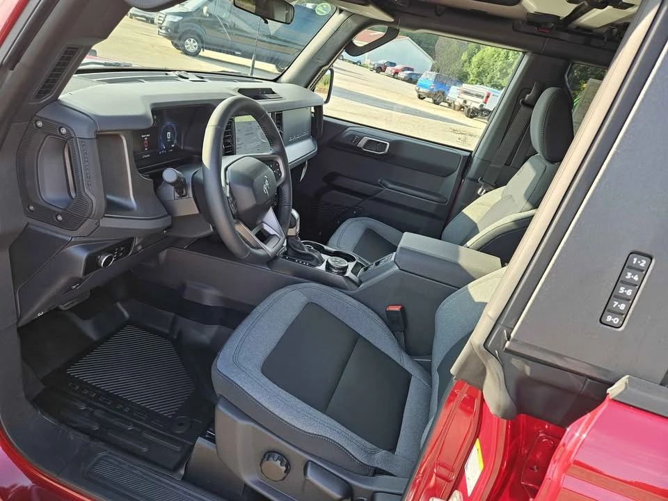 2026 Ford Bronco 6th Gen - Image 2 of 19