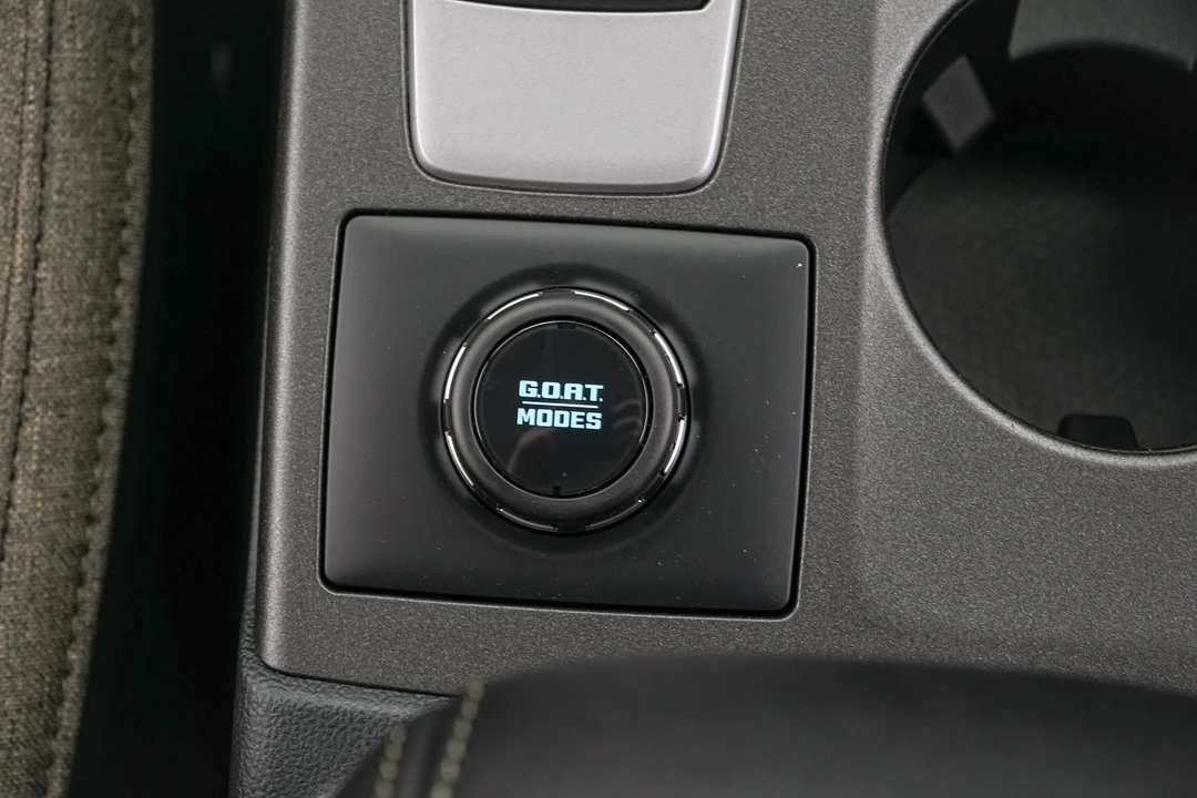 2026 Ford Bronco 6th Gen - Image 18 of 29