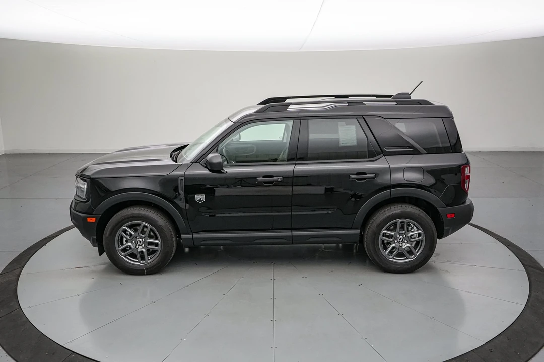 2026 Ford Bronco 6th Gen - Image 8 of 29