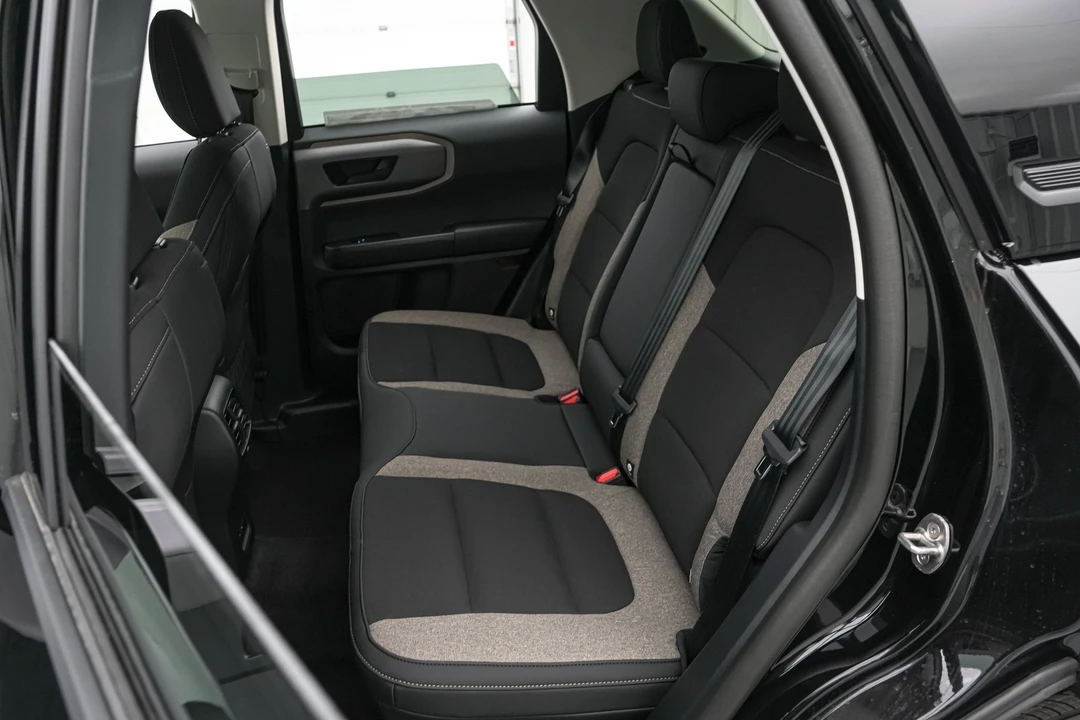 2026 Ford Bronco 6th Gen - Image 21 of 29