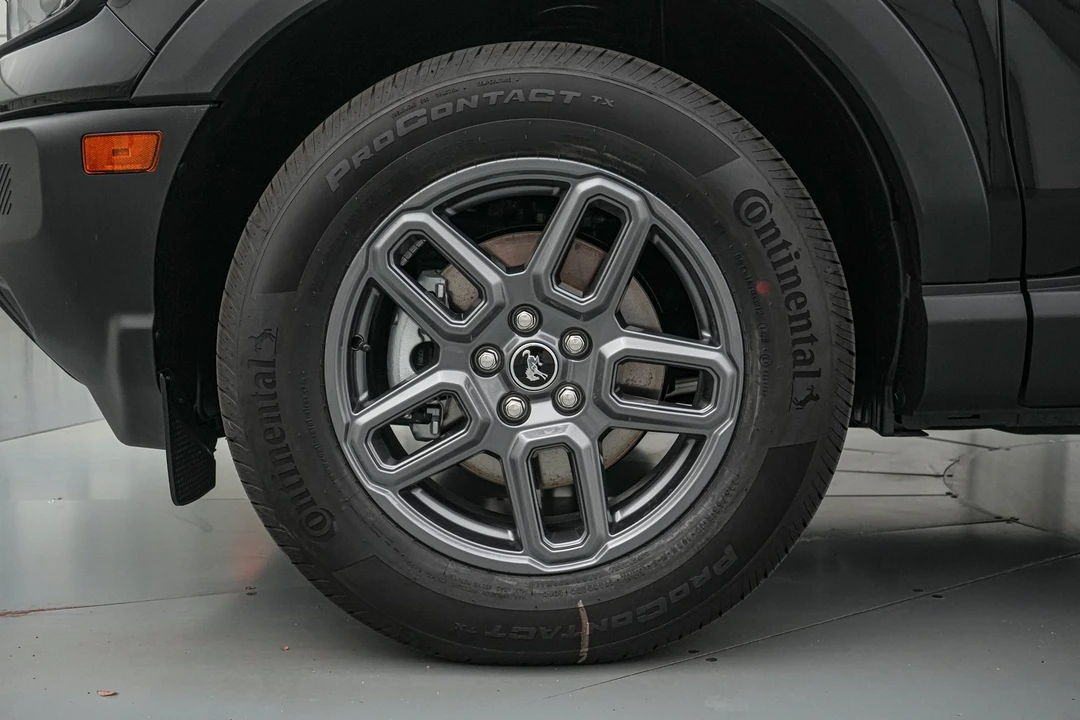 2026 Ford Bronco 6th Gen - Image 11 of 29