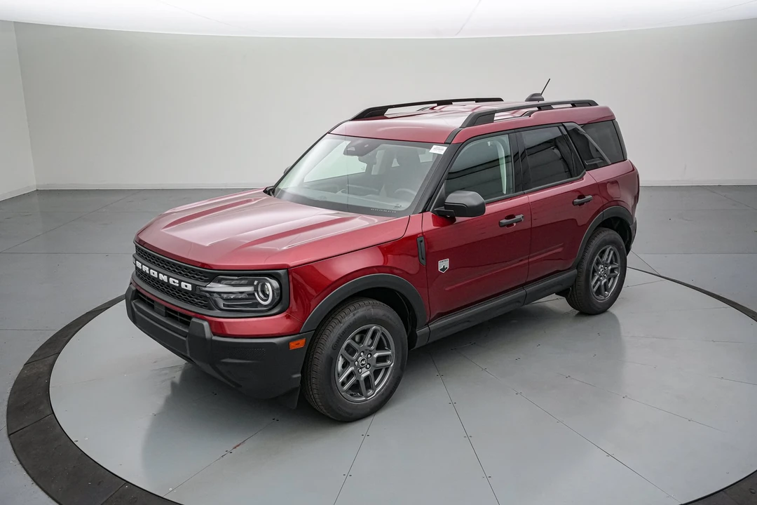 2026 Ford Bronco 6th Gen - Image 9 of 28