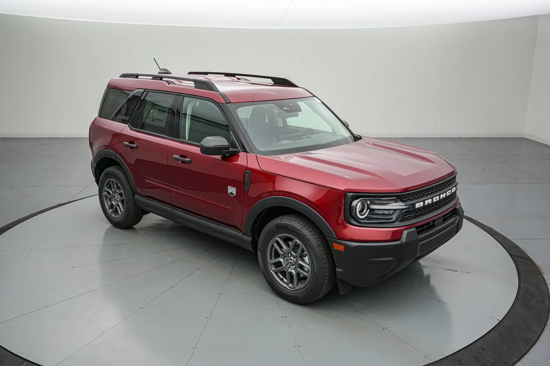 2026 Ford Bronco 6th Gen - Image 2 of 28