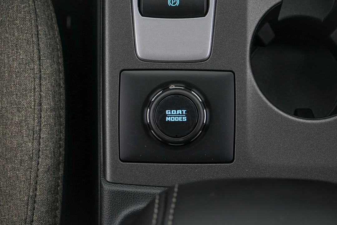 2026 Ford Bronco 6th Gen - Image 18 of 28