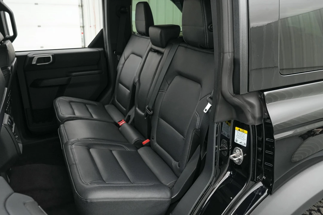2026 Ford Bronco 6th Gen - Image 23 of 30