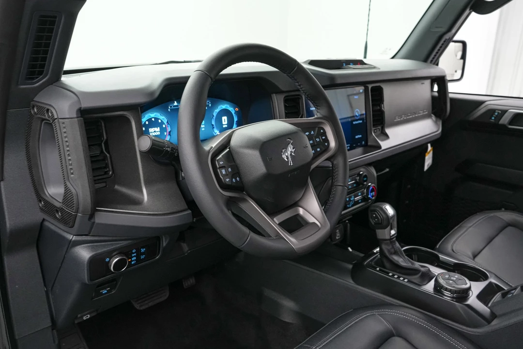 2026 Ford Bronco 6th Gen - Image 14 of 29