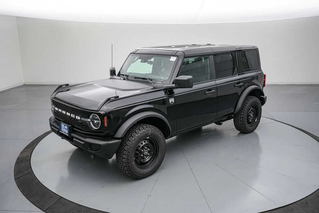 2026 Ford Bronco 6th Gen - Image 10 of 30
