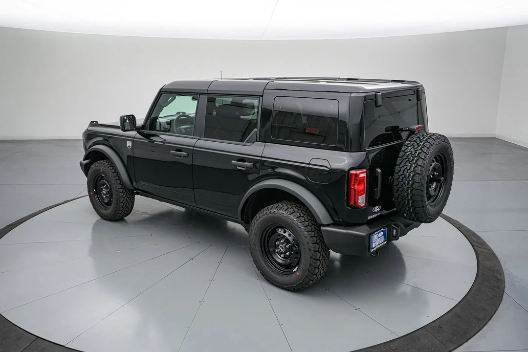 2026 Ford Bronco 6th Gen - Image 7 of 29