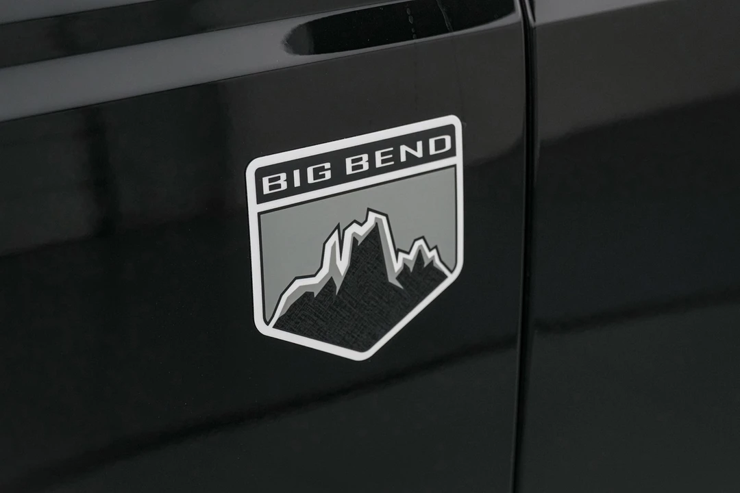 2026 Ford Bronco 6th Gen - Image 12 of 29