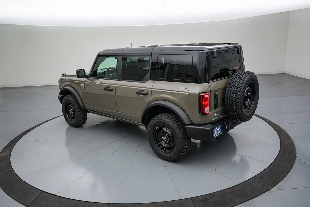 2026 Ford Bronco 6th Gen - Image 7 of 21