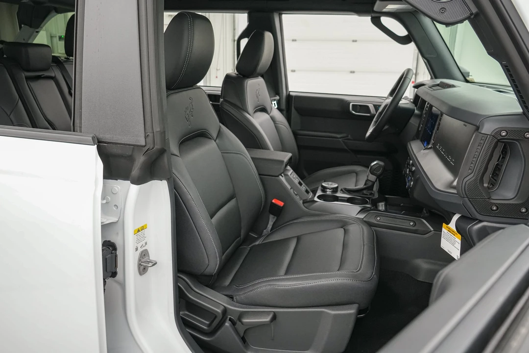 2026 Ford Bronco 6th Gen - Image 21 of 24