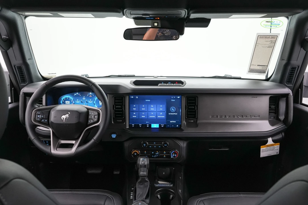 2026 Ford Bronco 6th Gen - Image 15 of 24