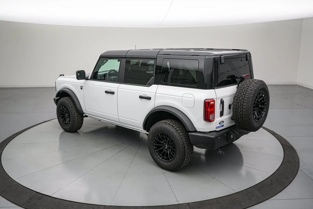 2026 Ford Bronco 6th Gen - Image 7 of 24