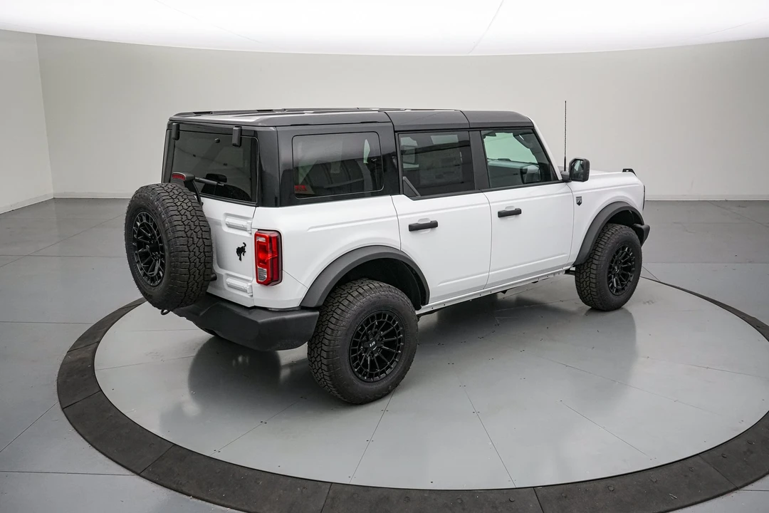 2026 Ford Bronco 6th Gen - Image 5 of 24