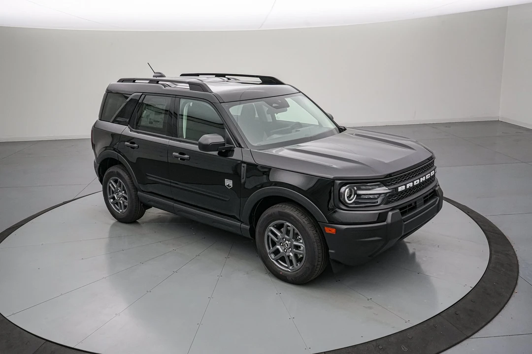 2026 Ford Bronco 6th Gen - Image 2 of 30