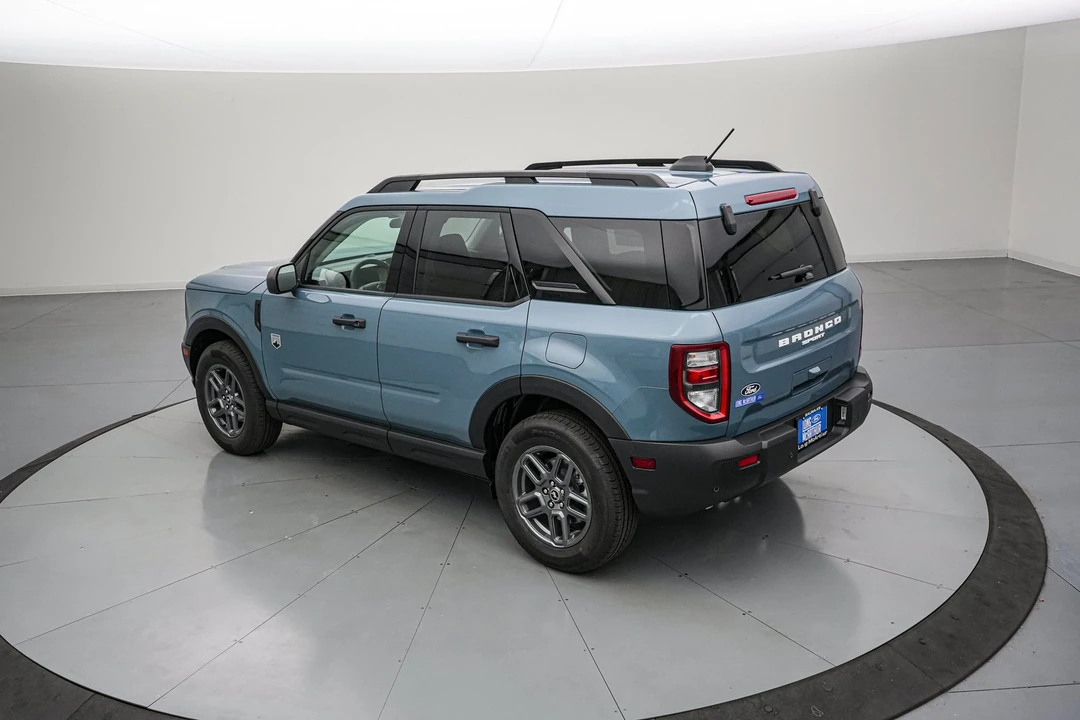 2026 Ford Bronco 6th Gen - Image 7 of 30