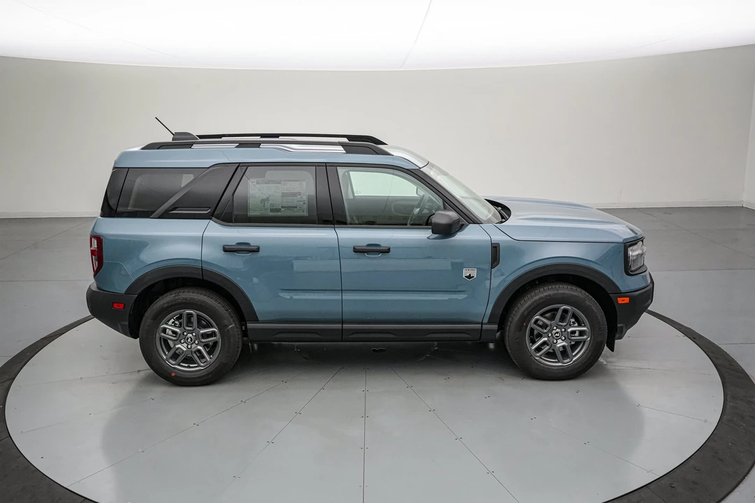2026 Ford Bronco 6th Gen - Image 4 of 30