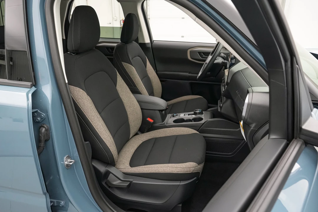 2026 Ford Bronco 6th Gen - Image 25 of 30
