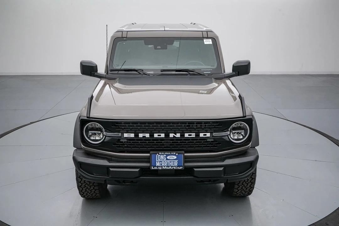 2026 Ford Bronco 6th Gen - Image 12 of 31