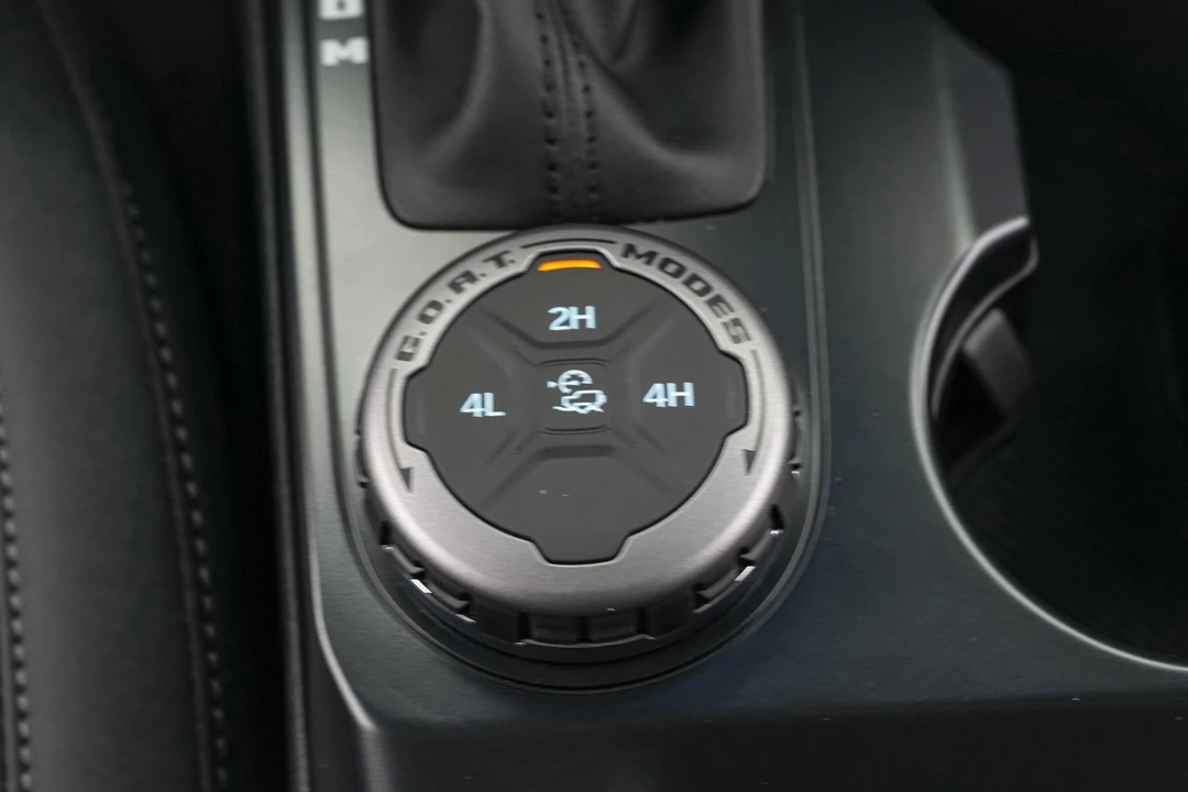 2026 Ford Bronco 6th Gen - Image 21 of 31